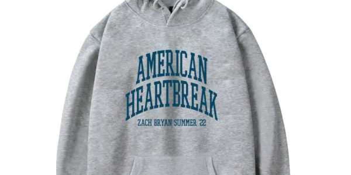 Zach Bryan Merch 2024: Complete Fan Guide to Hoodies, Shirts, Hats & Tour Exclusives