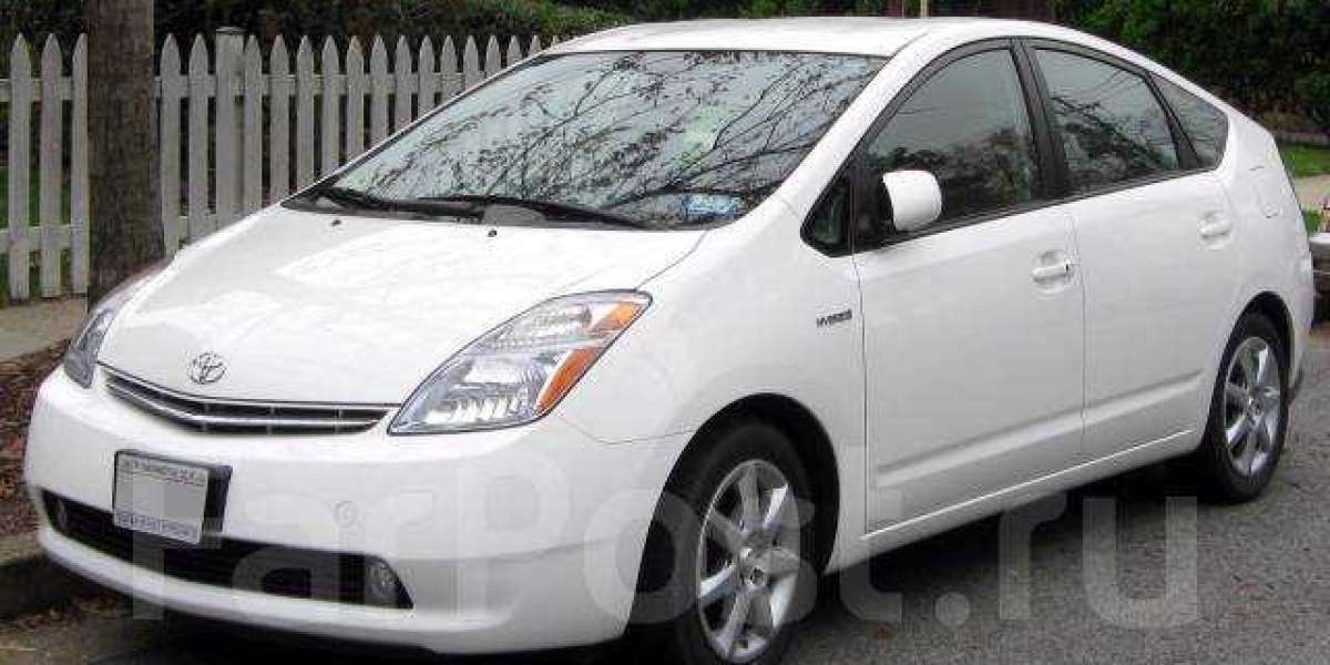 Monthly Car Rental for Easy and Flexible Travel