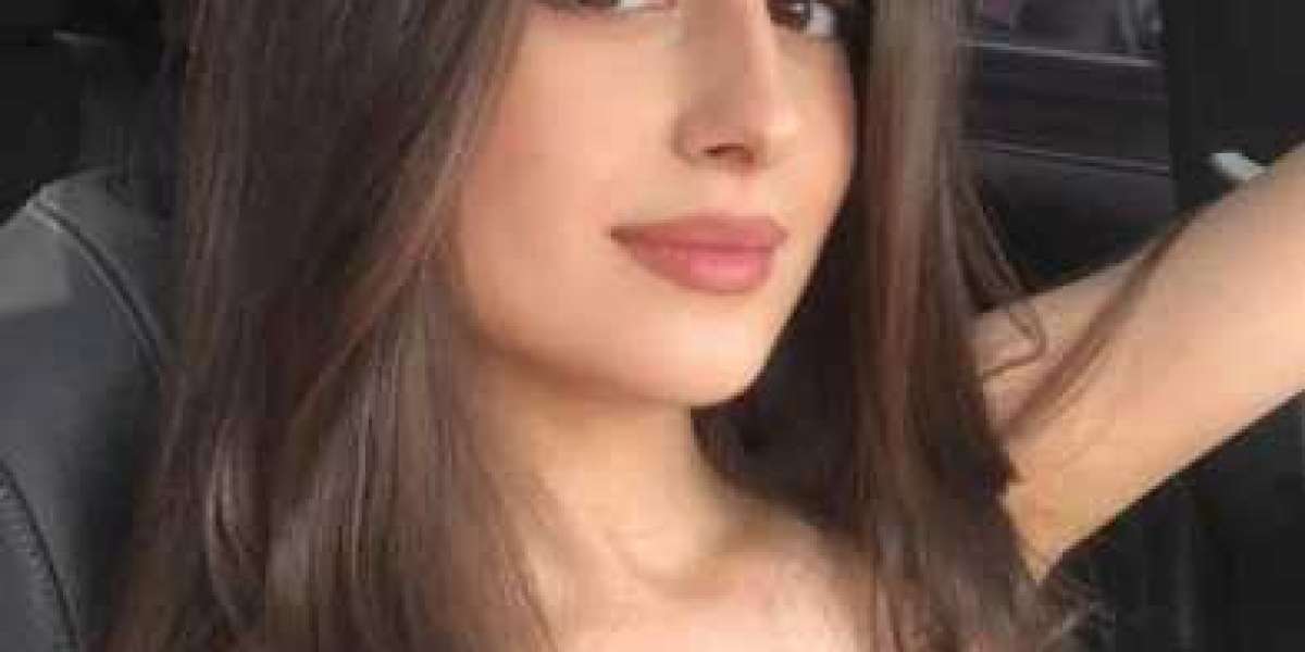 Blonde Bombshell Call Girl in Udaipur Genuine