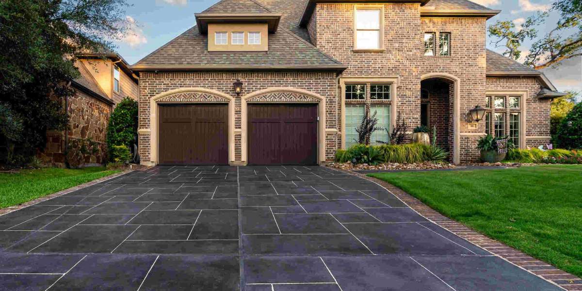 Concrete Driveway Solutions in Carlsbad, CA for Durable, Stylish & Long-Lasting Surfaces